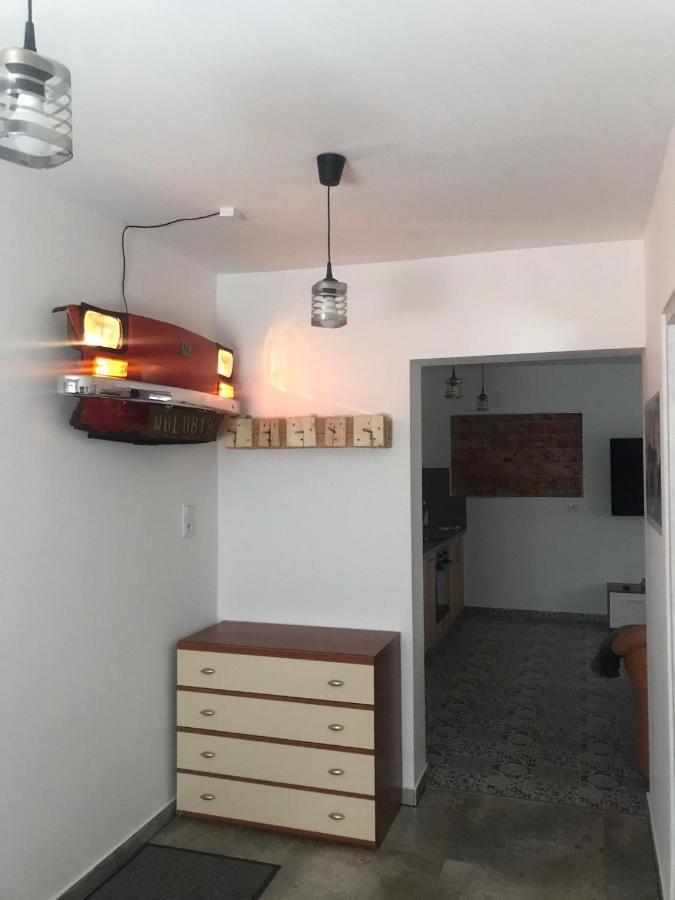 Blisko Teatru 2 Apartment Валбжих Екстериор снимка