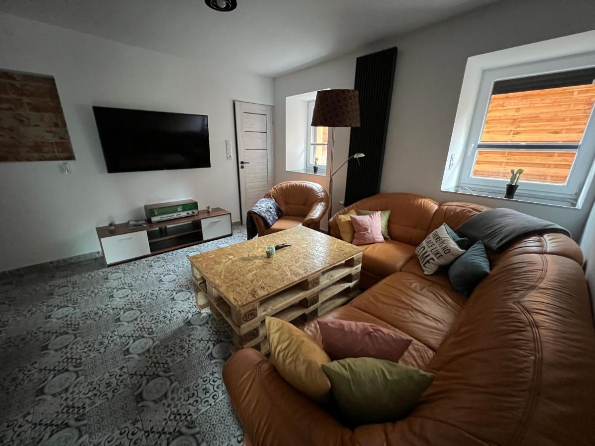 Blisko Teatru 2 Apartment Валбжих Екстериор снимка