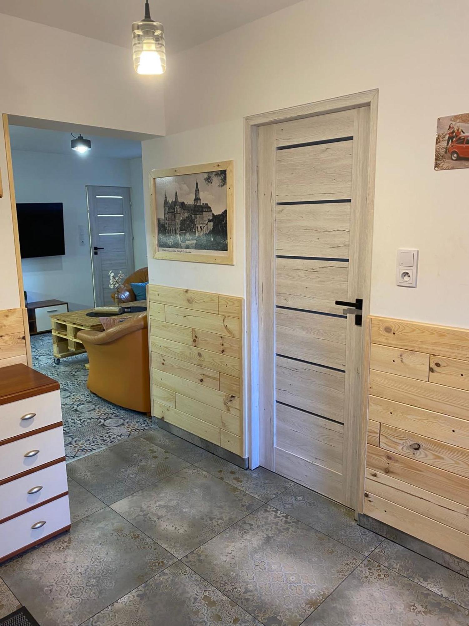 Blisko Teatru 2 Apartment Валбжих Екстериор снимка